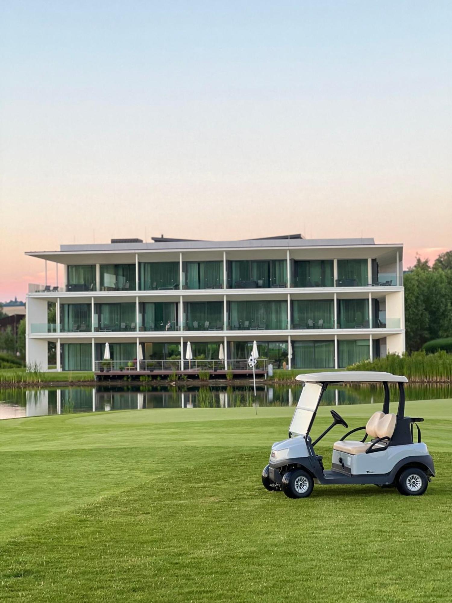 Zala Springs Golf Resort Zalacsány المظهر الخارجي الصورة